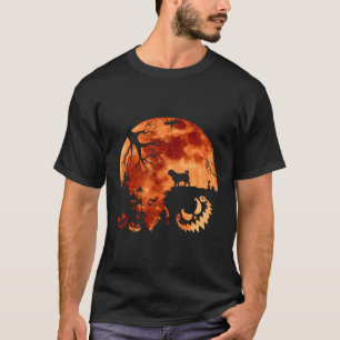 Pug Dog And Moon Halloween Costume Dog Lover Funny T-Shirt