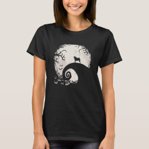 Pug Dog And Moon Howl In Forest Dog Halloween T-Shirt