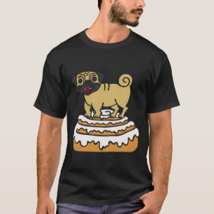 Pug in a cinnamon roll T-Shirt