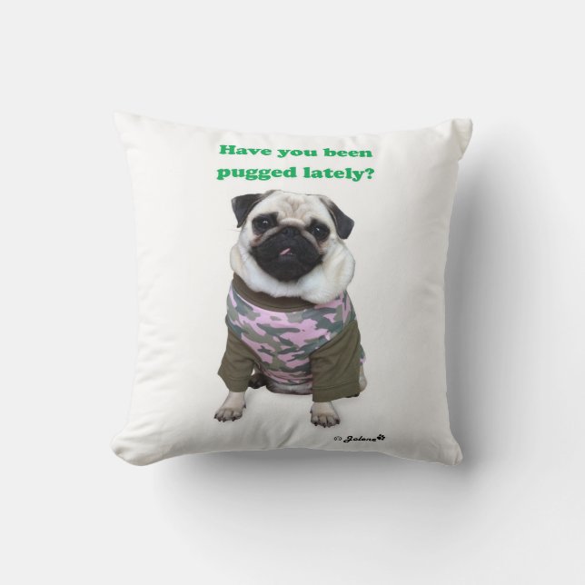 Pug Jolene pillow (Front)