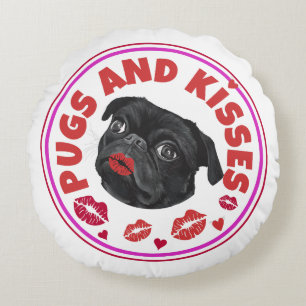 Pugs And Kisses Cute Pun Pug Lovers Round Cushion