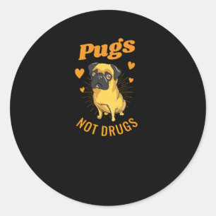 Pugs not drugs classic round sticker