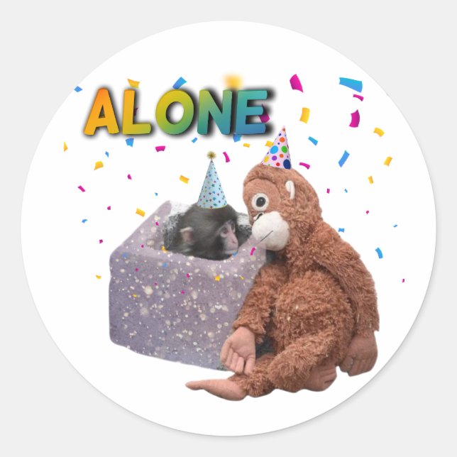 Punch the monkey classic round sticker (Front)