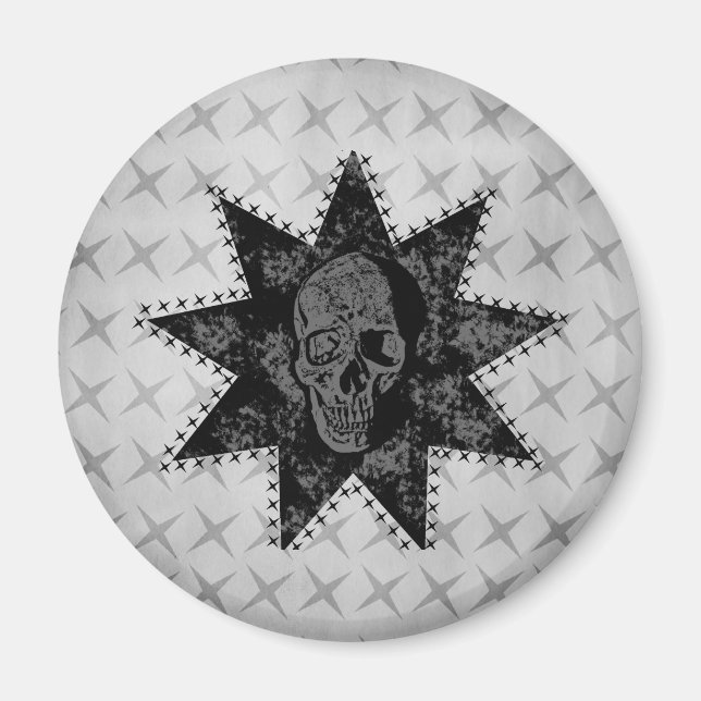 Punk Skull Magnet (Grey) (Front)
