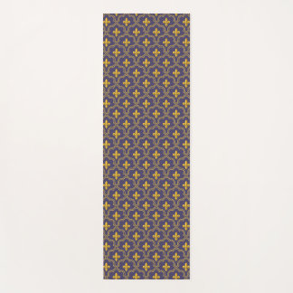 Purple and gold fleur-de-lys quatrefoil pattern yoga mat