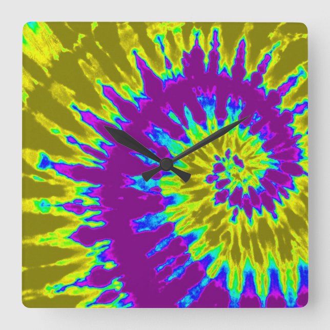 Purple and Gold Spiral Tie Dye Clock (Front)