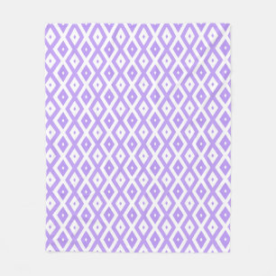 Purple and white diamond pattern fleece blanket