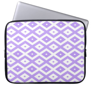 Purple and white diamond pattern laptop sleeve