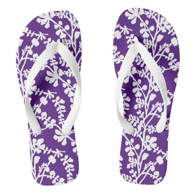 Purple And White Floral Repeating Pattern Jandals (Footbed)