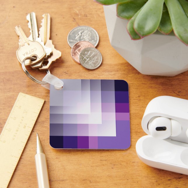 Purple and white key ring (Desk)