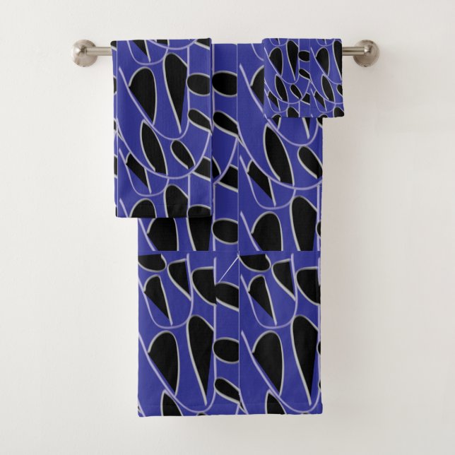 Purple Black Modern Abstract Pattern Bath Towel Set (Insitu)
