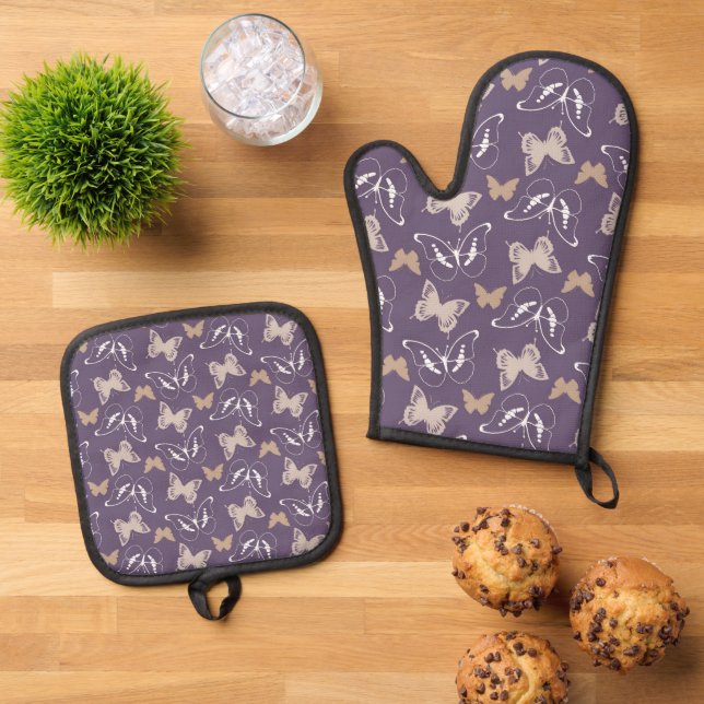 Purple Cream Flight of Butterflies Oven Mitt & Pot Holder Set (Top Down)