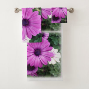 Purple daisies bath towel set
