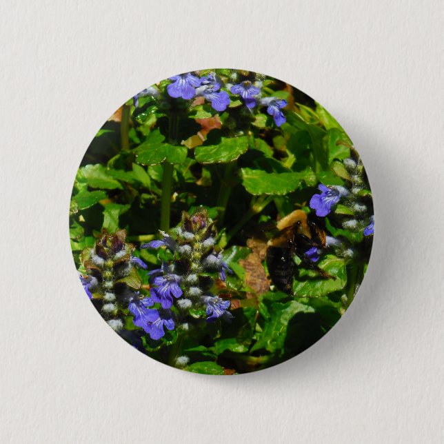 Purple Flower and Bumble Bee 6 Cm Round Badge (Front)