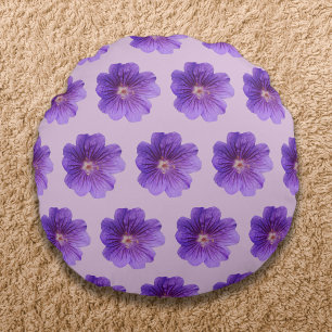Purple Geranium Flower Seamless Pattern on Round Cushion