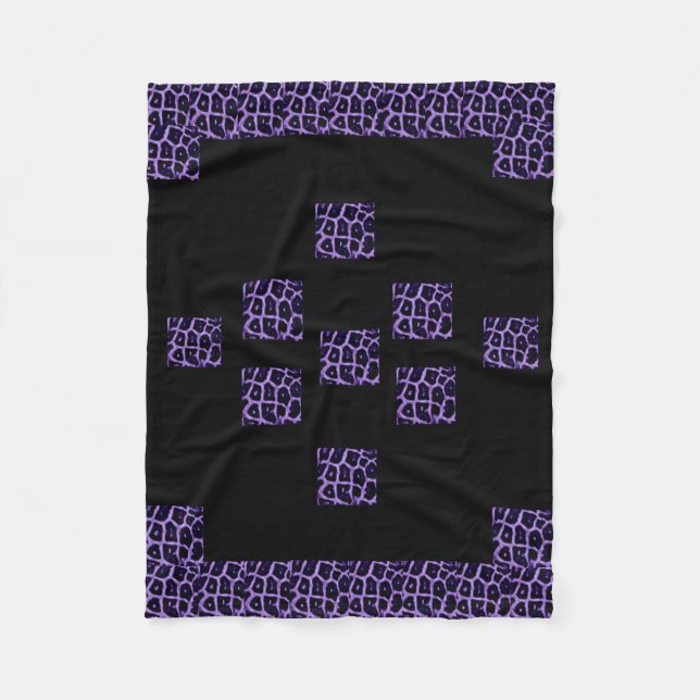 PURPLE GIRAFFE PRINT FLEECE BLANKET (Front)
