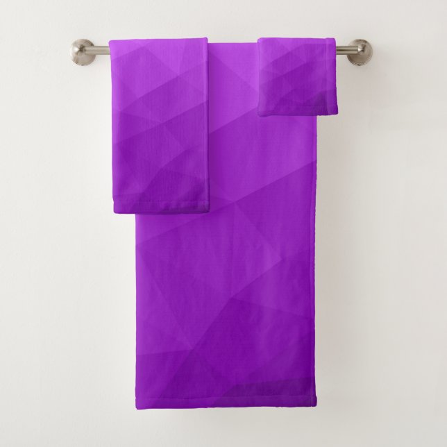 Purple lavender gradient geometric mesh pattern bath towel set (Insitu)