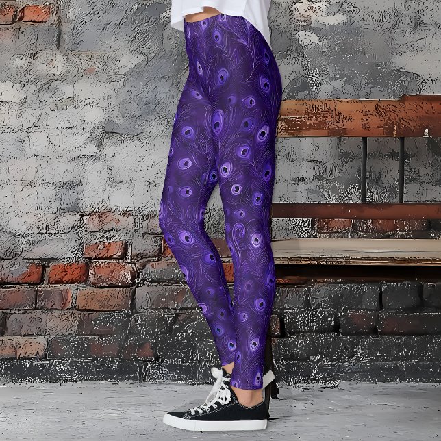 Purple Peacock Feathers Leggings (Purple Peacock Feather Leggings)