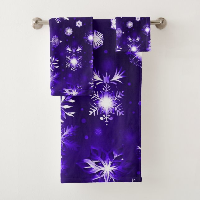 Purple Snowflake Pattern Bath Towel Set (Insitu)