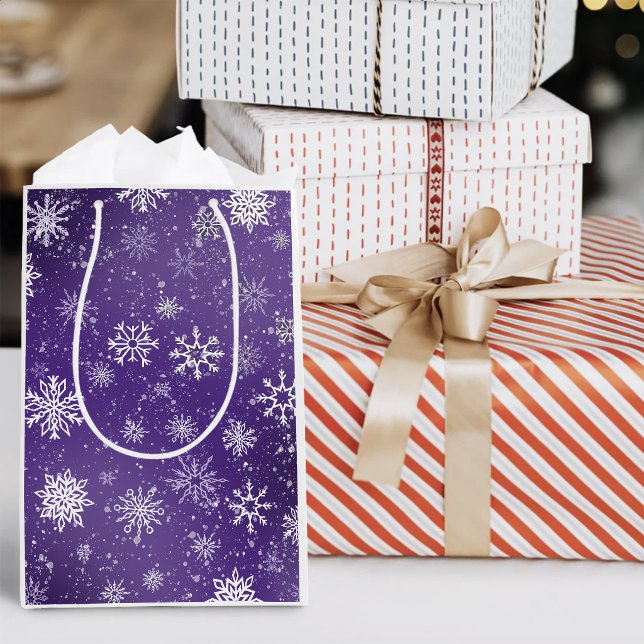 Purple Snowflakes Pattern Magical Winter Holiday Medium Gift Bag (Creator Uploaded)