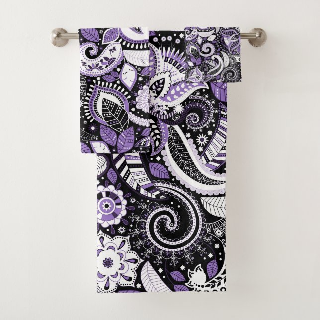 Purple White Black Paisley Print Pattern Bath Towel Set (Insitu)