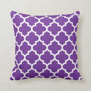 Purple & White Quatrefoil Pattern Pillow