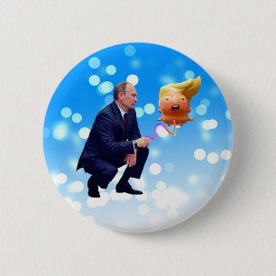 Putin Plays With Trump Balloon 6 Cm Round Badge