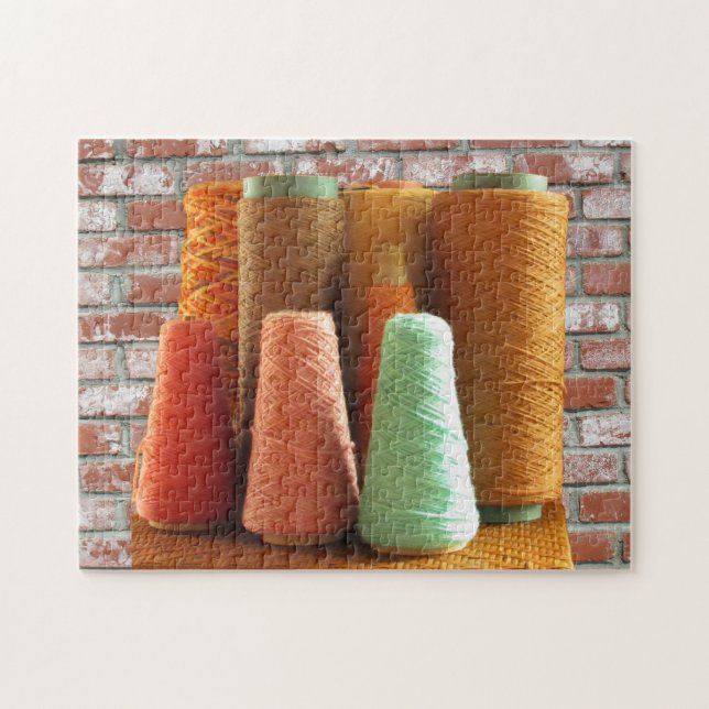 Puzzle - Cones of Yarn (Horizontal)