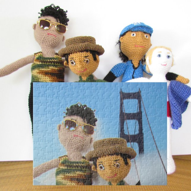 Puzzle - Dolls on Vacation (Creator Uploaded)