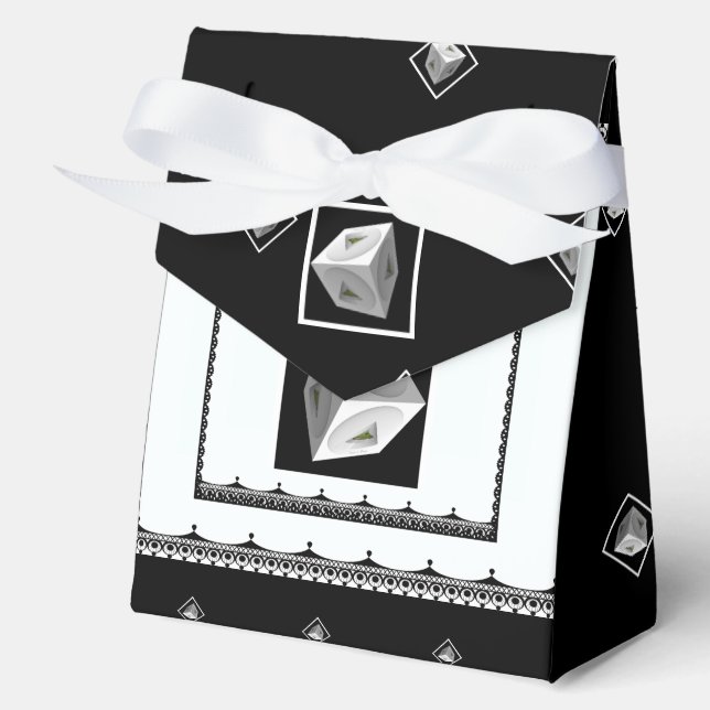  Pyramid Cube Black White               Favour Box (Front)