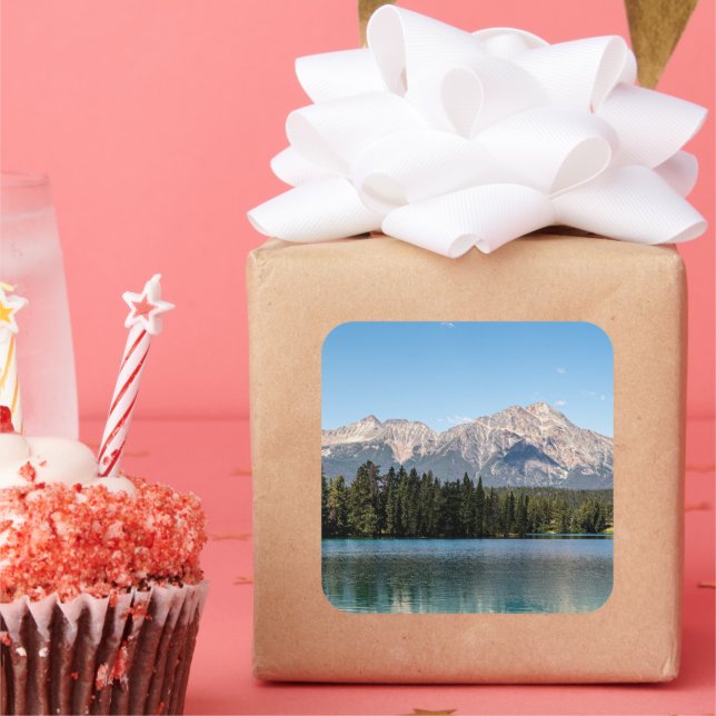 Pyramid Mountain Peak – Jasper Alpine Square Sticker (Party)