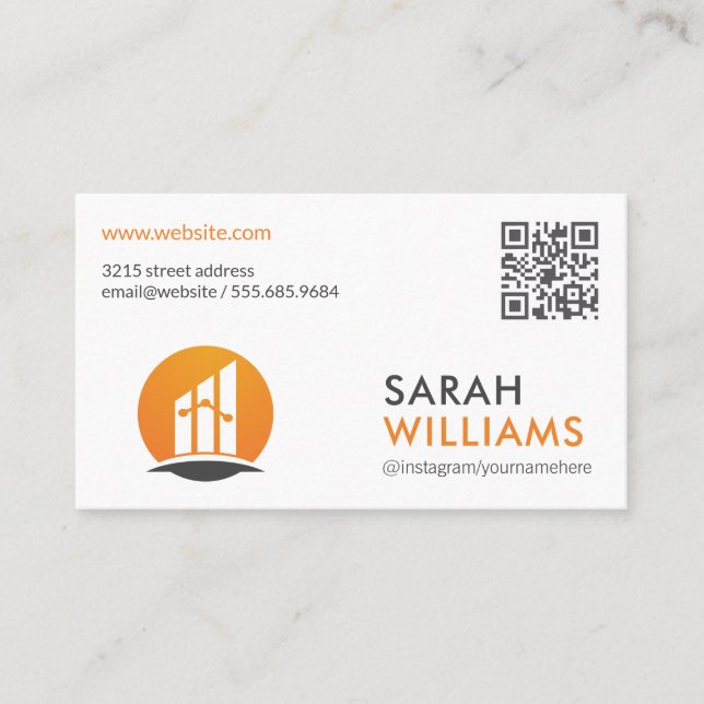 QR Code | Finance Logo Business Card (Front)