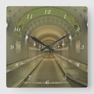 Quadratische Wanduhr Hamburg alter Elbtunnel Square Wall Clock