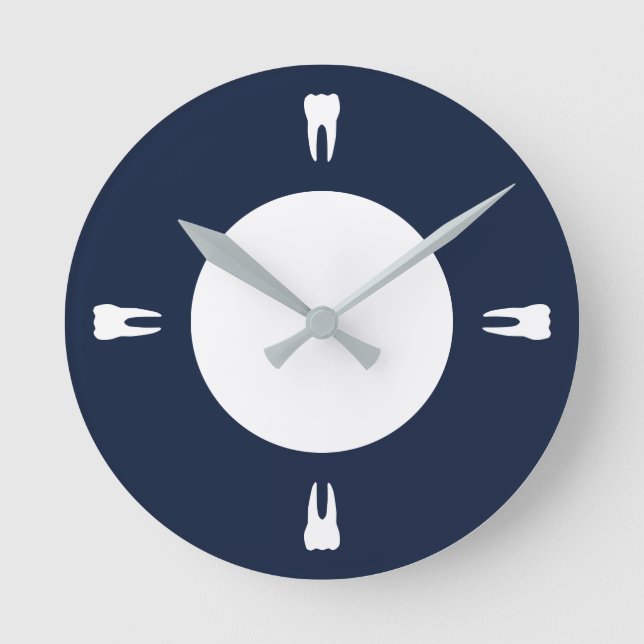 Quarter Hour Teeth Round Clock (Front)