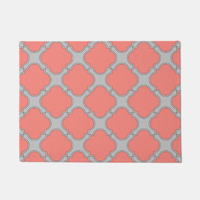 Quatrefoil coral and grey doormat (Front)