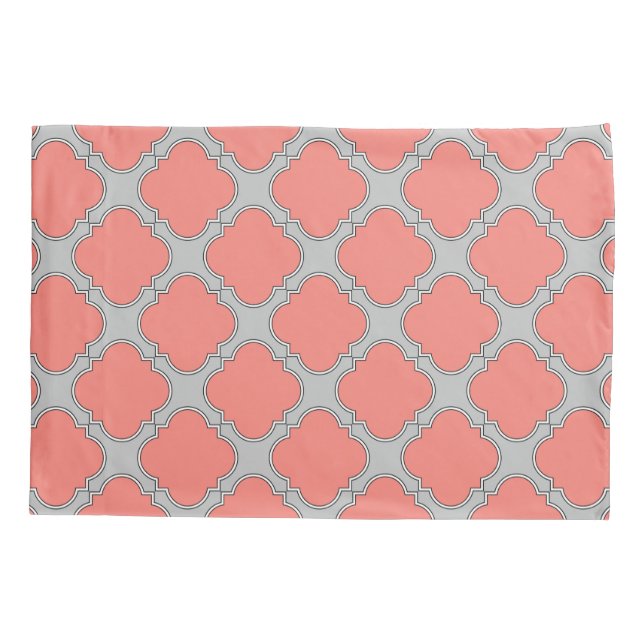 Quatrefoil coral and grey pillowcase (Back)