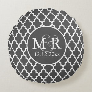 Quatrefoil Monogrammed Wedding Grey and White V2 Round Cushion