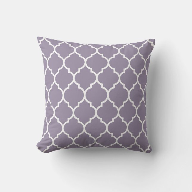 Quatrefoil Pattern in Lavender Cushion (Front)