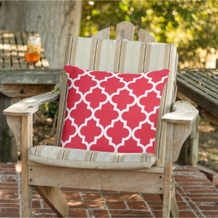 Quatrefoil Pattern Red and White Cushion