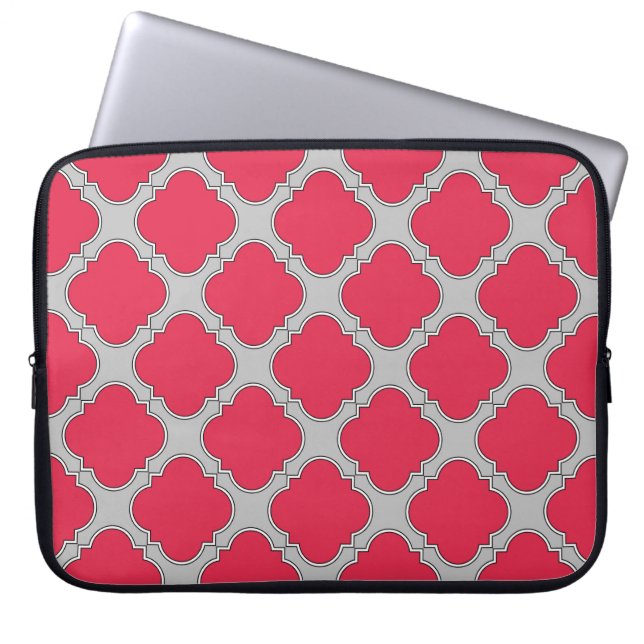 Quatrefoil red and grey laptop sleeve (Front)