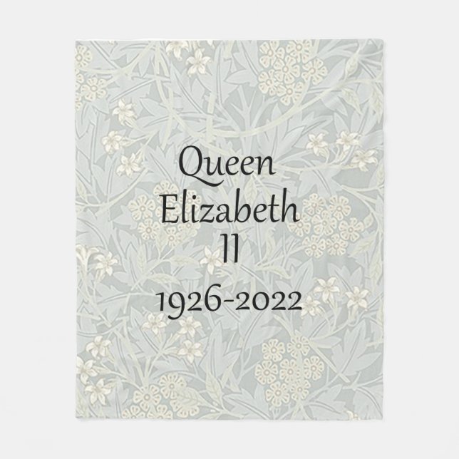 Queen Elizabeth II 1926-2022 Fleece Blanket (Front)
