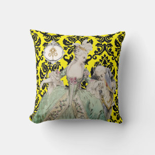 Queen Marie Antoinette CHANGE COLOR - Pillow
