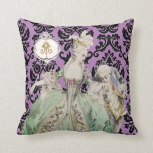 Queen Marie Antoinette CHANGE COLOR - Pillow