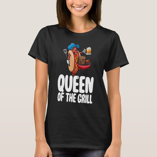 Queen Of The Grills  Women Foodie Sausage Love 2 T-Shirt (Front)