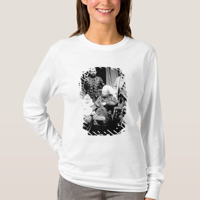 Queen Victoria, Tsar Nicholas II T-Shirt (Front)