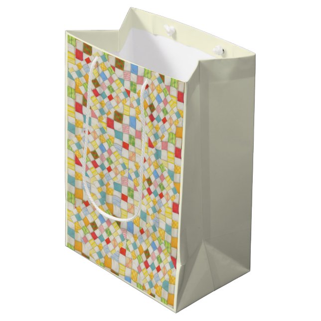 QUILT MOSAIC Medium Gift Bag / Cream (Front Angled)