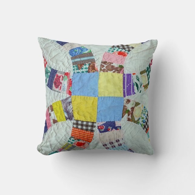Quilt pattern cushion (Front)