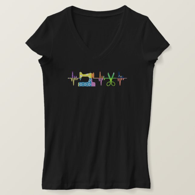 Quilter Sewing Heartbeat - Quilting Lover T-Shirt (Design Front)