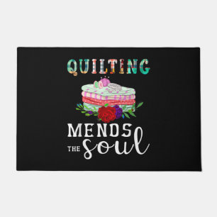 Quilting Mends Soul Quilter Gift   Quilting Lovers Doormat