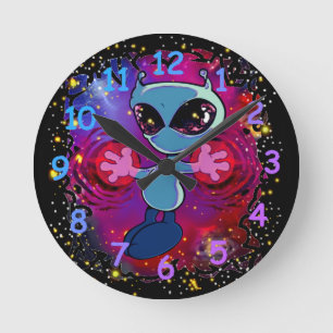 Qwiby  round clock